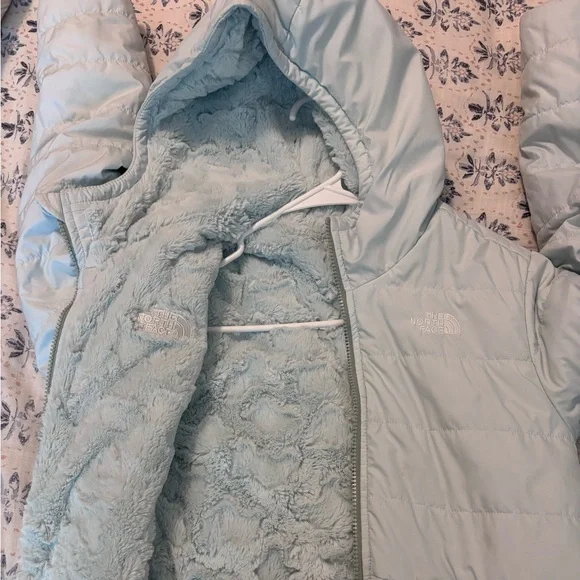 The North Face Girls' Reversible Shasta Long - Picture 1 of 4